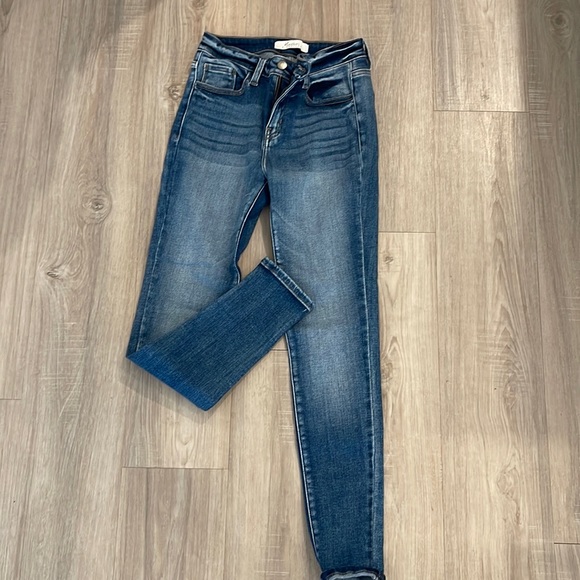 KanCan Jeans - Picture 1 of 3